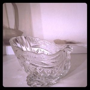 A 3”x 5” CRYSTAL SLEIGH